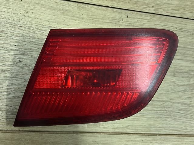 bontott BMW 3 E92 Jobb Belső Hátsó Lámpa