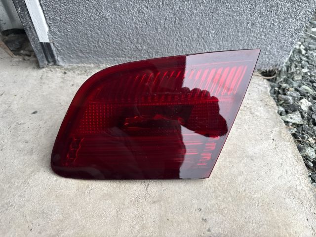 bontott BMW 3 E92 Jobb Belső Hátsó Lámpa