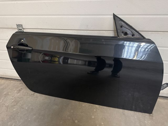 bontott BMW 3 E92 Jobb első Ajtó (Részeivel)