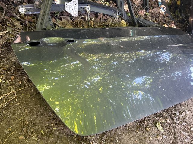 bontott BMW 3 E92 Jobb első Ajtó (Üres lemez)