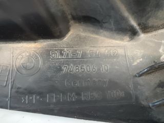 bontott BMW 3 E92 Jobb első Hátsó Dobbetét (Kerékjárati, Műanyag)