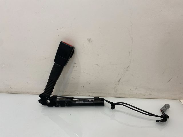 bontott BMW 3 E92 Jobb első Övfeszítő