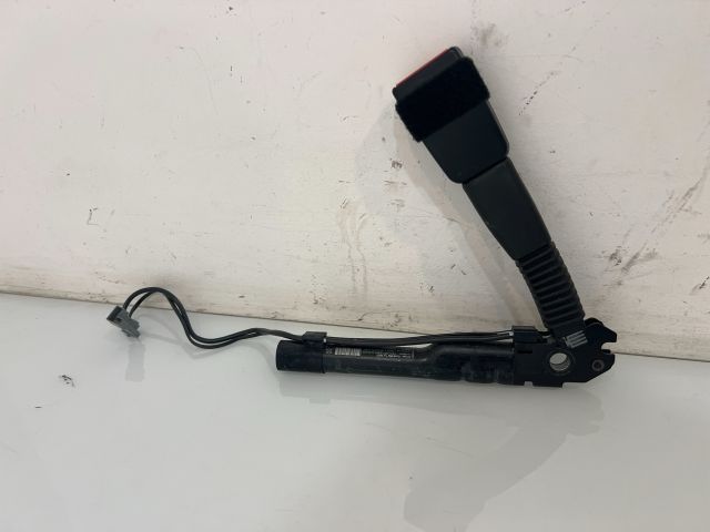 bontott BMW 3 E92 Jobb első Övfeszítő