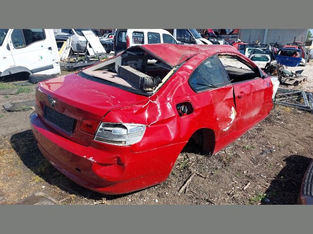 bontott BMW 3 E92 Jobb első Sárvédő Irányjelző