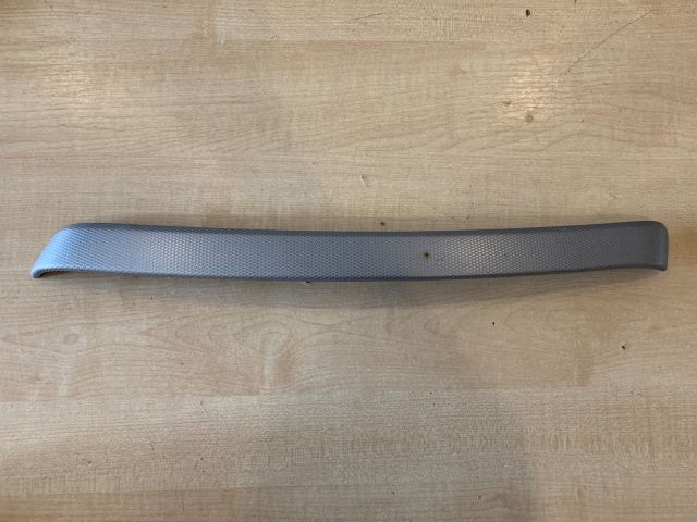 bontott BMW 3 E92 Jobb hátsó Ajtó Díszléc