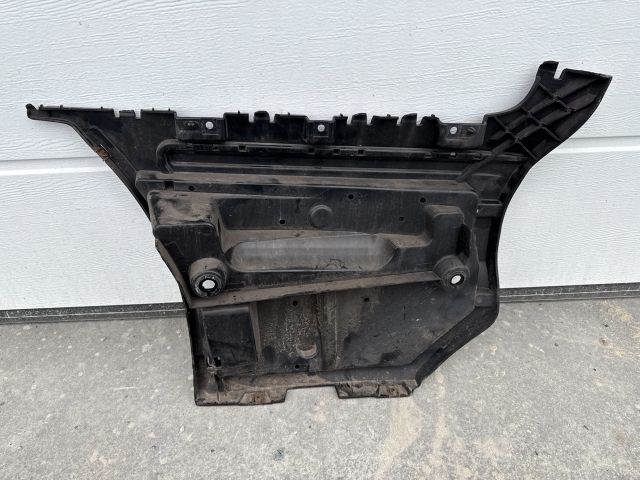 bontott BMW 3 E92 Jobb hátsó Oldal Lökhárító Tartó (Műanyag)