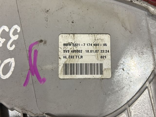 bontott BMW 3 E92 Jobb Külső Hátsó Lámpa