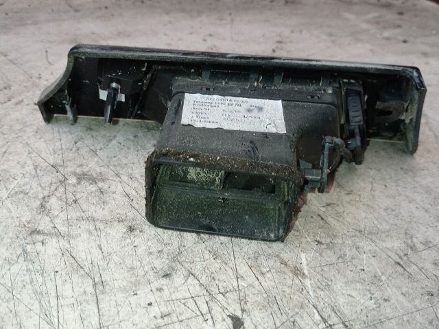 bontott BMW 3 E92 Jobb Szellőző