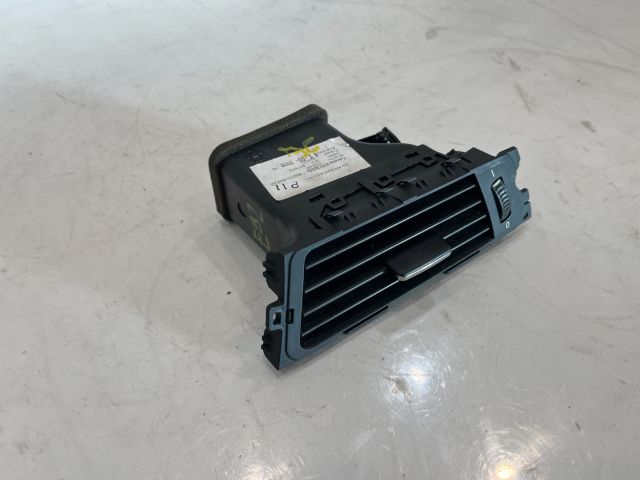 bontott BMW 3 E92 Jobb Szellőző