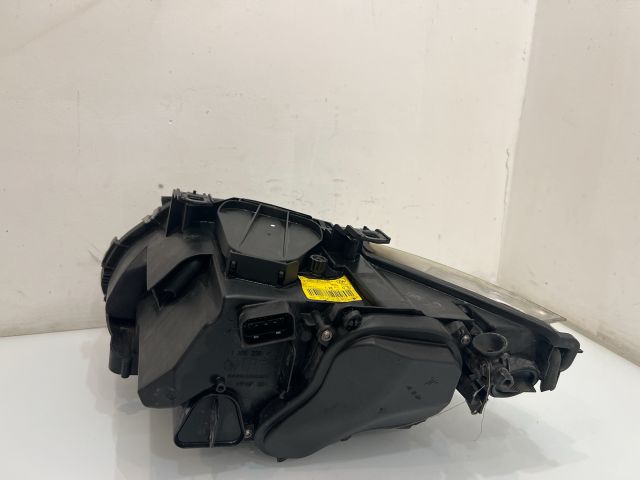 bontott BMW 3 E92 Jobb Xenon Fényszóró