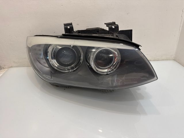 bontott BMW 3 E92 Jobb Xenon Fényszóró