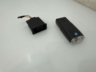 bontott BMW 3 E92 Kesztyűtartó Világítás