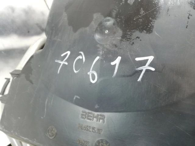 bontott BMW 3 E92 Klímahűtő Ventilátor