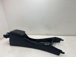 bontott BMW 3 E92 Könyöklő