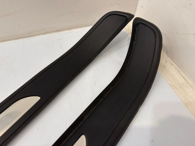 bontott BMW 3 E92 Küszöb Díszléc Szett