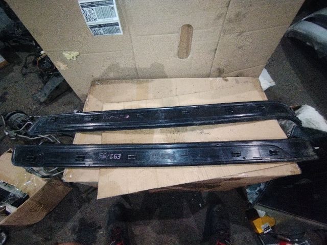 bontott BMW 3 E92 Küszöb Díszléc Szett
