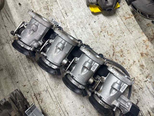 bontott BMW 3 E92 Fojtószelep (Mechanikus)