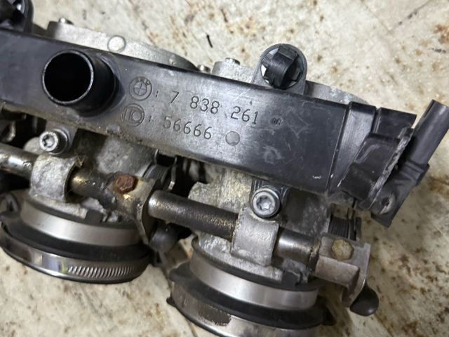 bontott BMW 3 E92 Fojtószelep (Mechanikus)