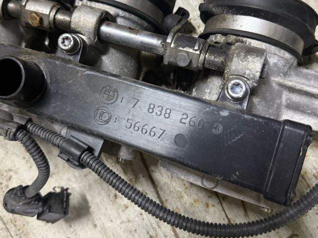 bontott BMW 3 E92 Fojtószelep (Mechanikus)