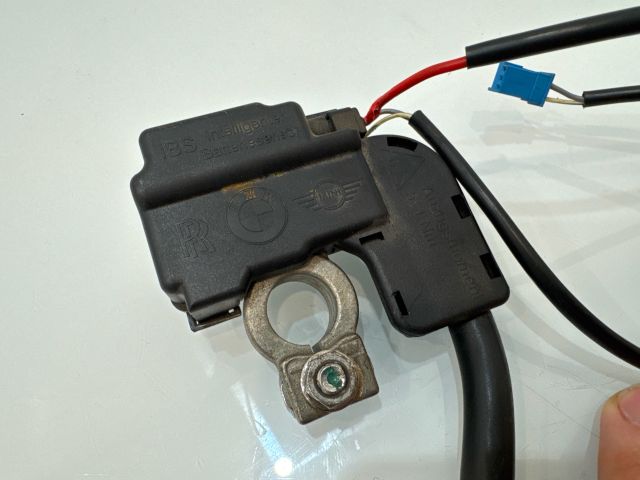 bontott BMW 3 E92 Negatív Kábel