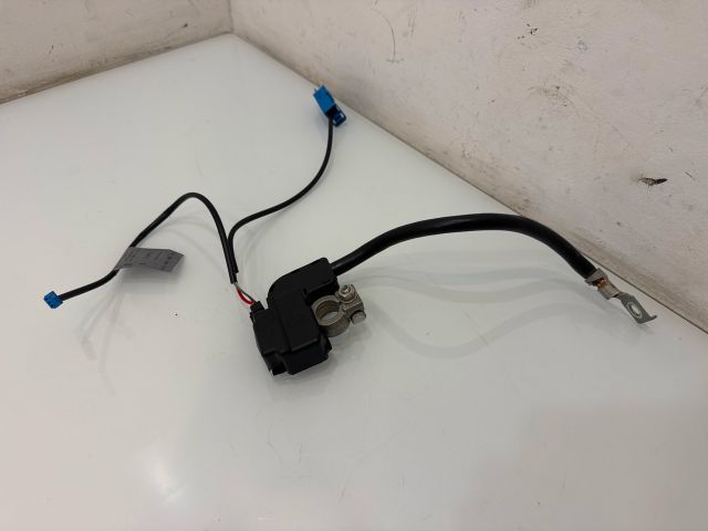 bontott BMW 3 E92 Negatív Kábel