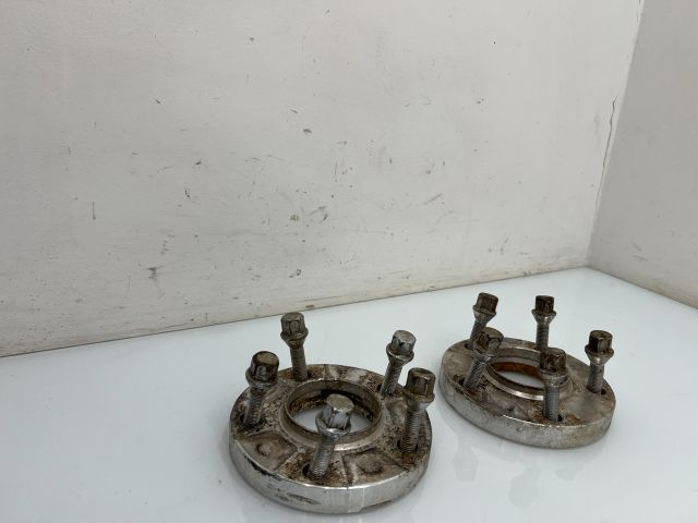 bontott BMW 3 E92 Osztókör Módosító