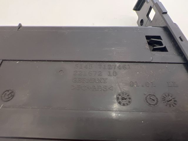 bontott BMW 3 E92 Pohártartó