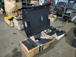 bontott BMW 3 E92 Tetőkárpit