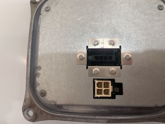 bontott BMW 3 E92 Xenon Trafó