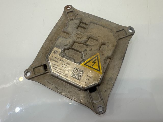 bontott BMW 3 E92 Xenon Trafó