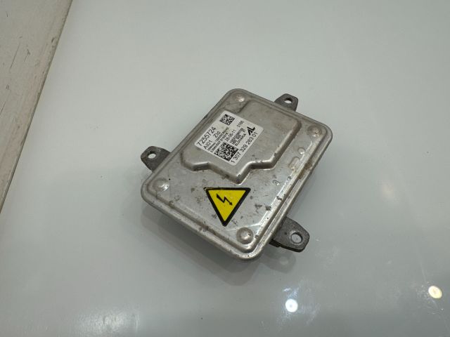 bontott BMW 3 E92 Xenon Trafó