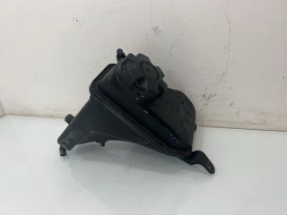 bontott BMW 3 E93 Kiegyenlítő Tartály