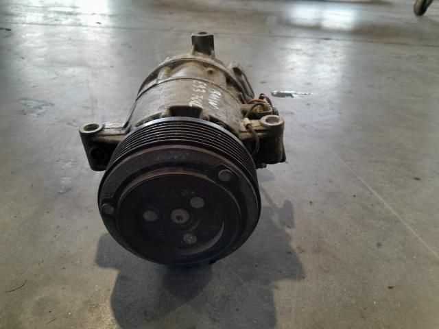 bontott BMW 3 E93 Klímakompresszor