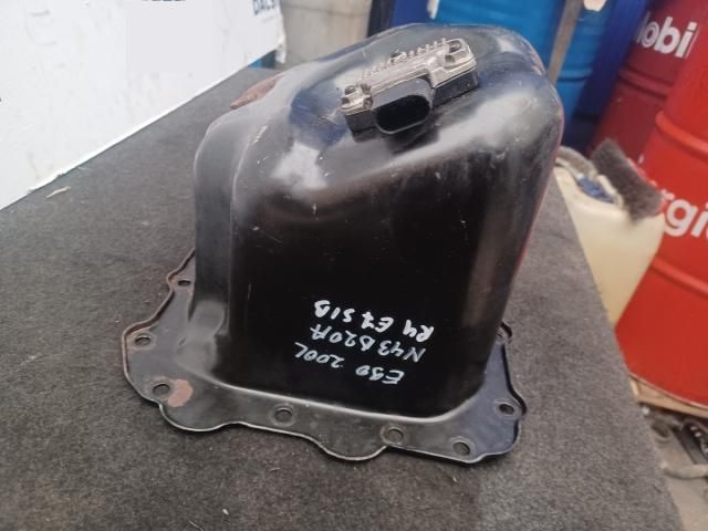 bontott BMW 3 E93 Olajteknő