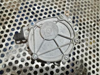 bontott BMW 3 E93 Vákumpumpa