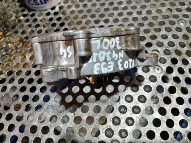 bontott BMW 3 E93 Vákumpumpa