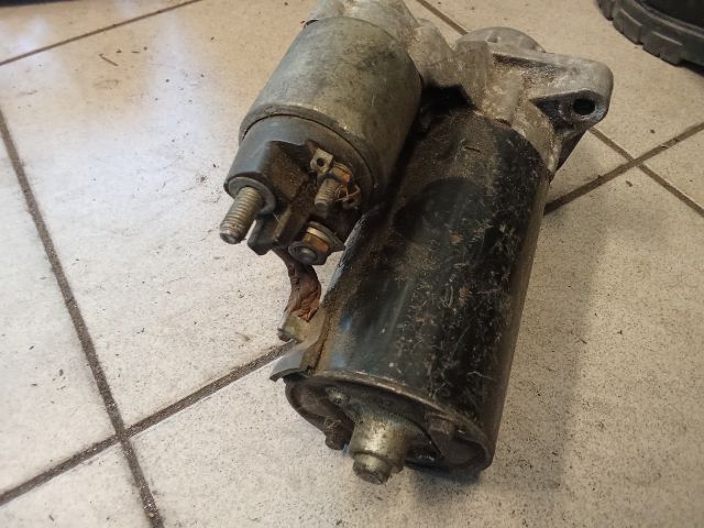 bontott BMW 3 E93 Önindító