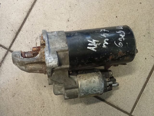 bontott BMW 3 E93 Önindító