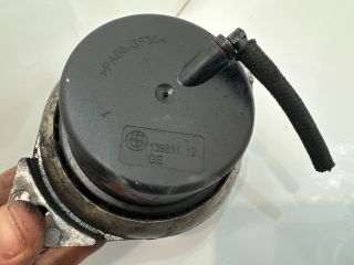 bontott BMW 3 E93 Motor Tartó Bak Jobb