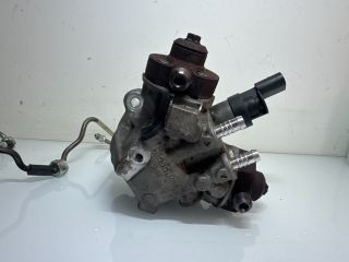 bontott BMW 3 E93 Nagynyomású Szivattyú