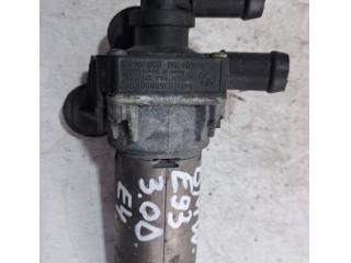 bontott BMW 3 E93 Vízpumpa
