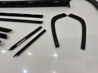 bontott BMW 3 E93 Ajtó Díszléc Szett