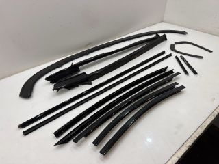 bontott BMW 3 E93 Ajtó Díszléc Szett