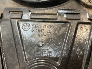 bontott BMW 3 E93 Alsó Motorburkolat