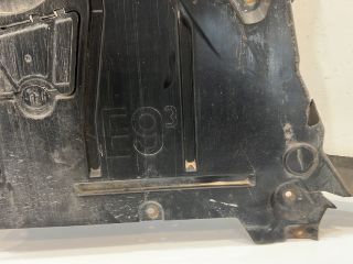 bontott BMW 3 E93 Alsó Motorburkolat