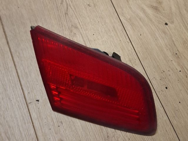 bontott BMW 3 E93 Bal Belső Hátsó Lámpa