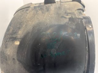 bontott BMW 3 E93 Bal első Első Dobbetét (Kerékjárati, Műanyag)