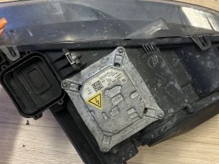 bontott BMW 3 E93 Bal Fényszóró