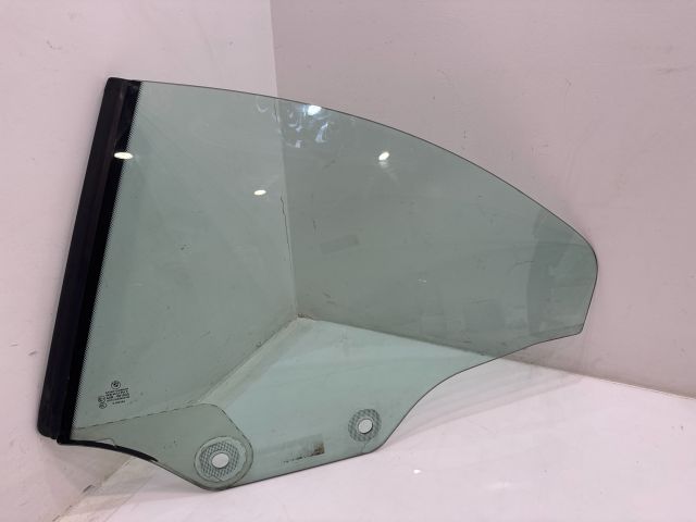 bontott BMW 3 E93 Bal hátsó Ablak