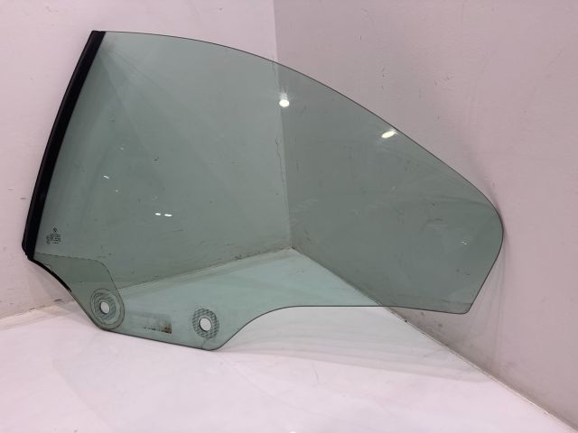 bontott BMW 3 E93 Bal hátsó Ablak